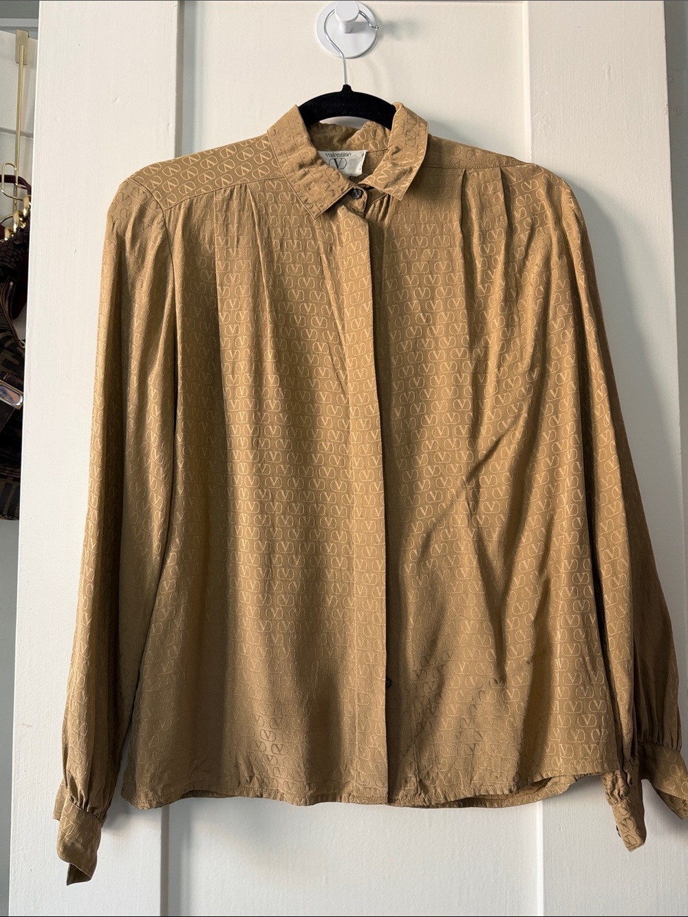 Valentino studio 100% silk Tan Monogram Button-Down Shirt Small 6
